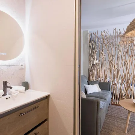 Kamea - Palais & Plage, Clim, Vieux Suquet, Port Apartment